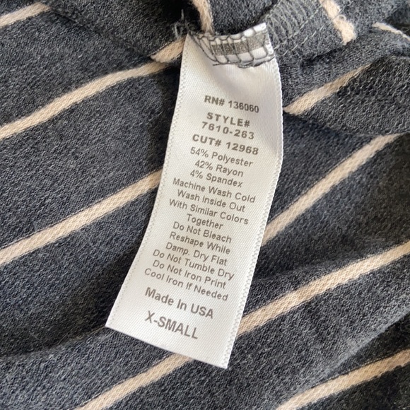 PST top - Picture 4 of 4